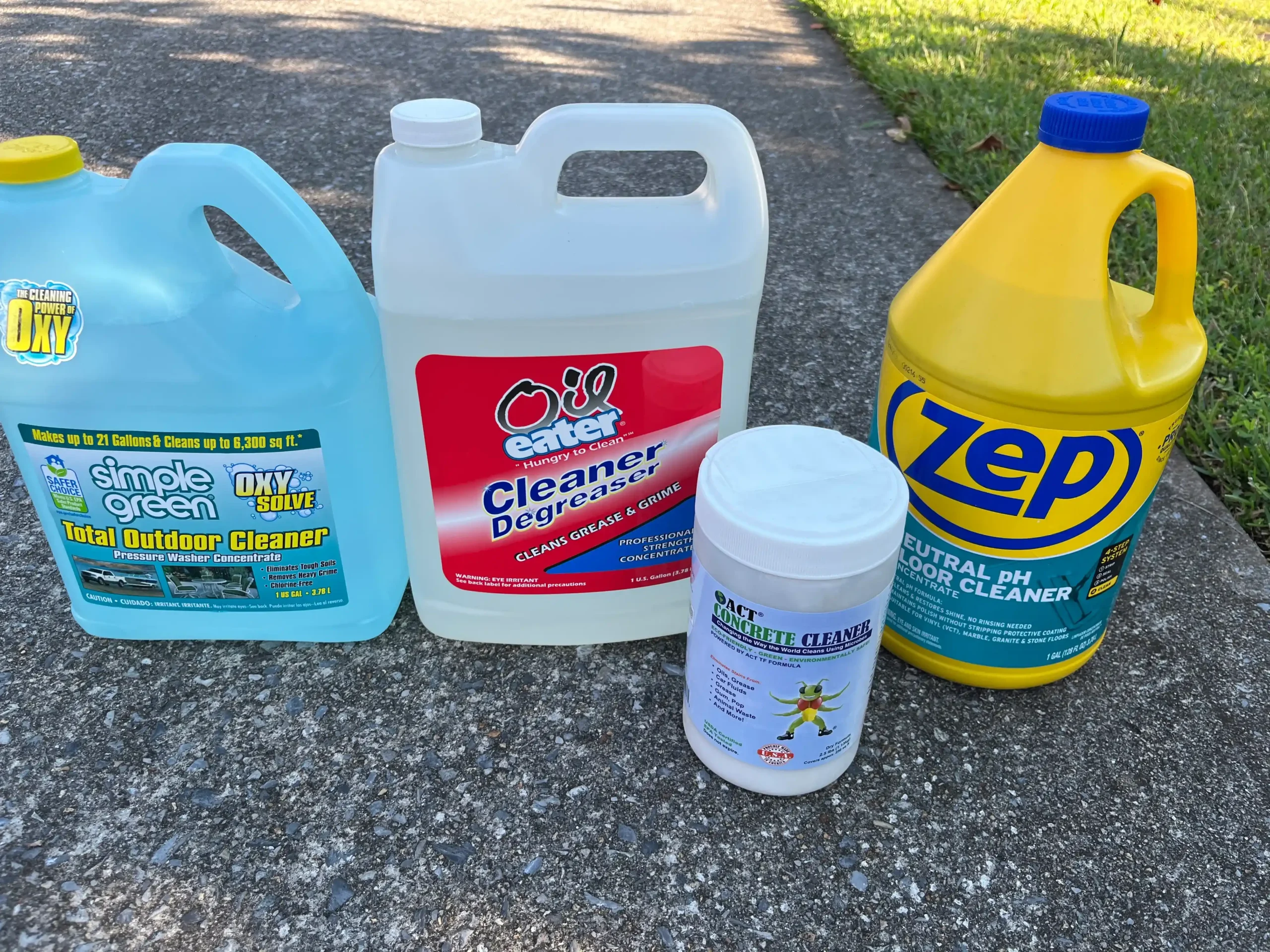 How to Choose the Best Concrete Cleaner for Outdoor Surfaces
