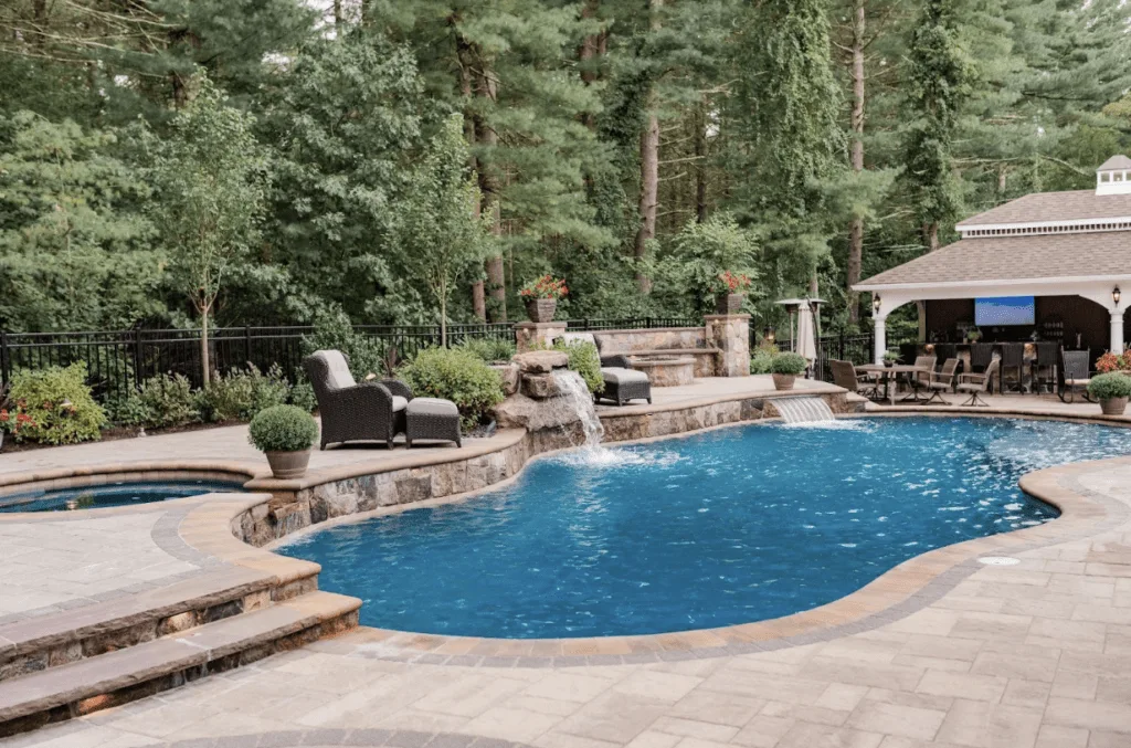 How to Choose the Perfect Pool Shape for Your Backyard